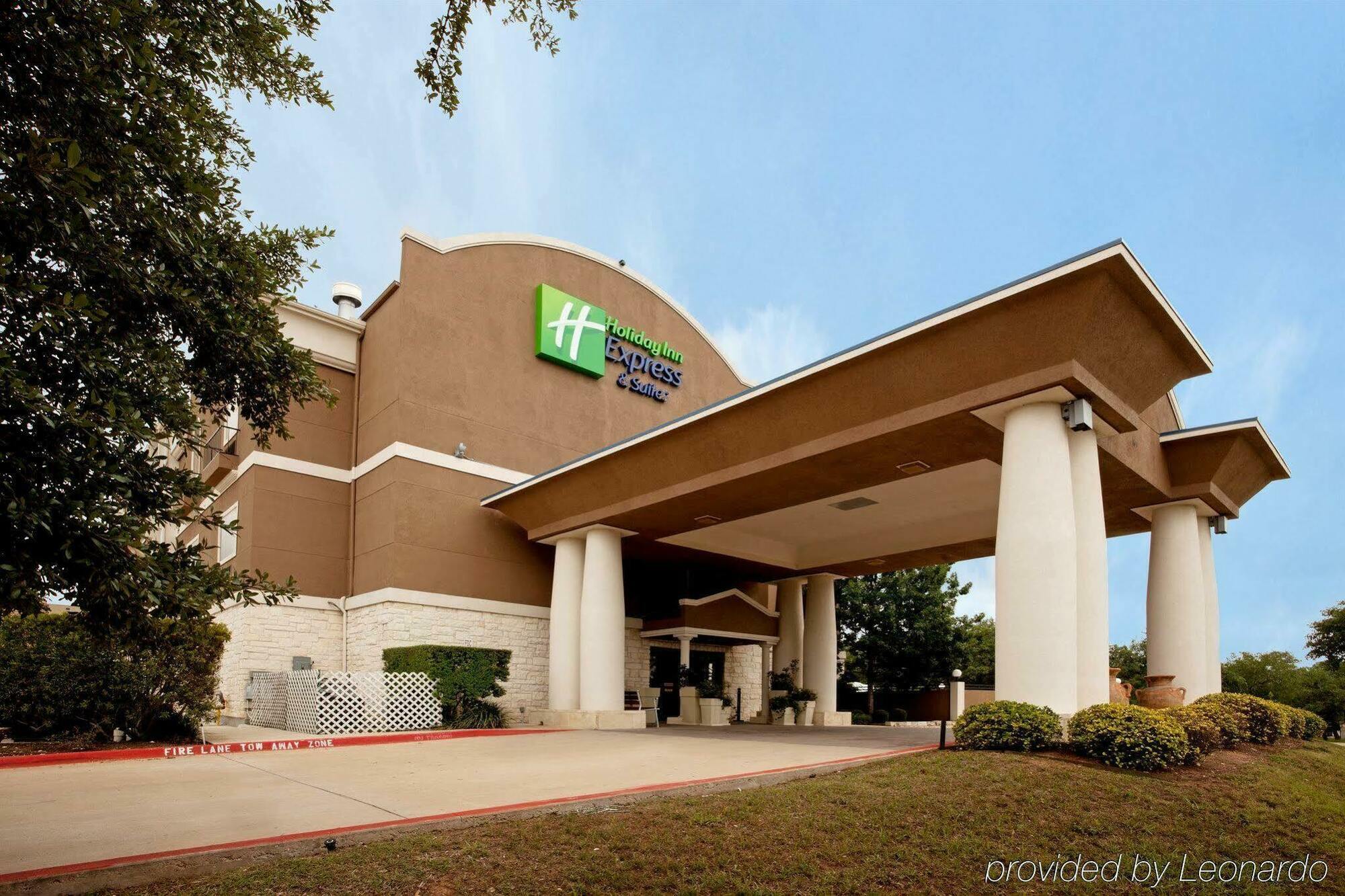 Holiday Inn Express & Suites Cedar Park Zewnętrze zdjęcie